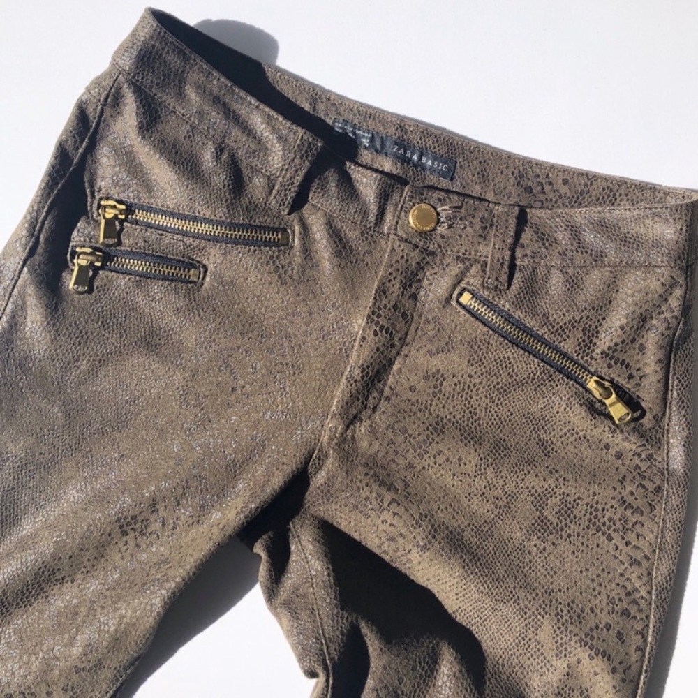 Zara Basic Snake Print Pants Size 4